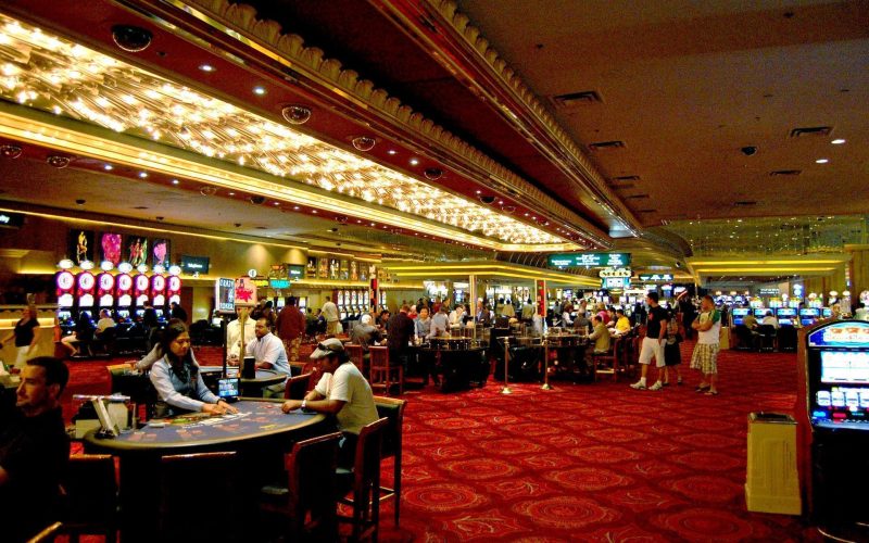 Online Slots: Spinning the Reels of Fortune